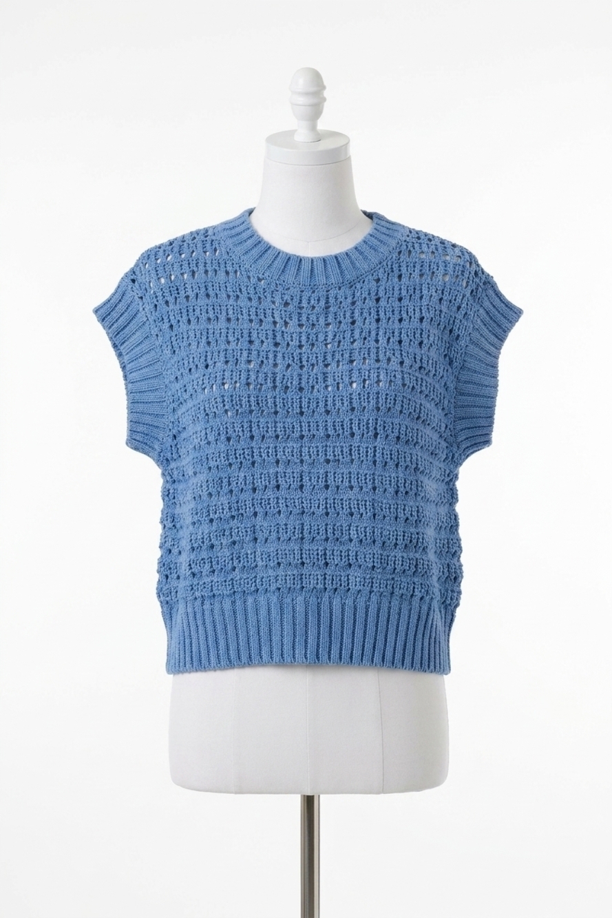 NEW ELAN open knit sweater in blue